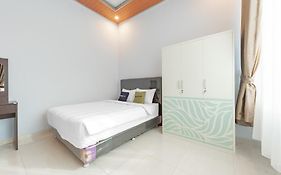Urbanview Tebing Vietnam Lampung by RedDoorz